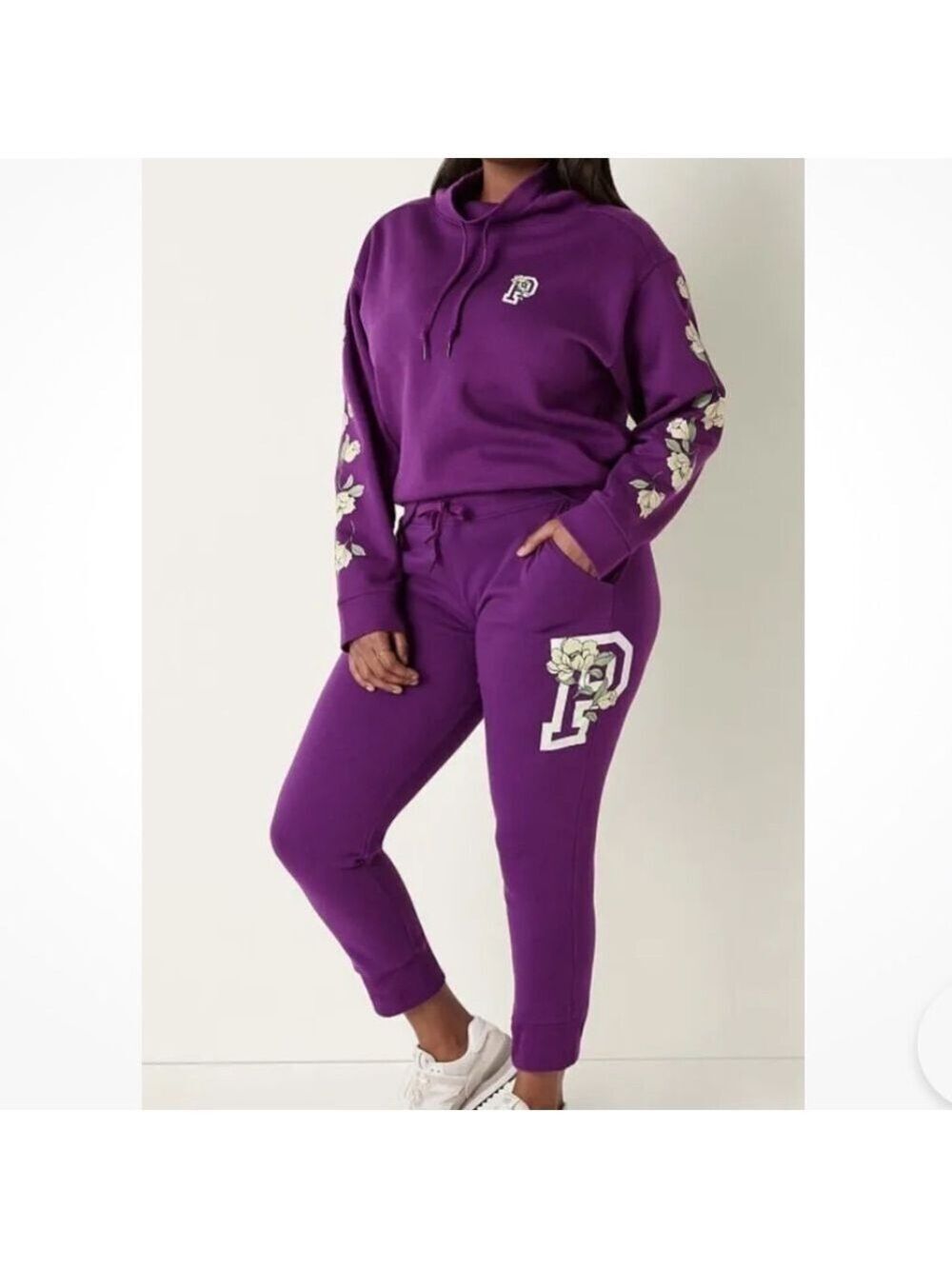 Pink Victoria’s Secret Lounge Jogger Sweatsuit With Floral Graphic Dest